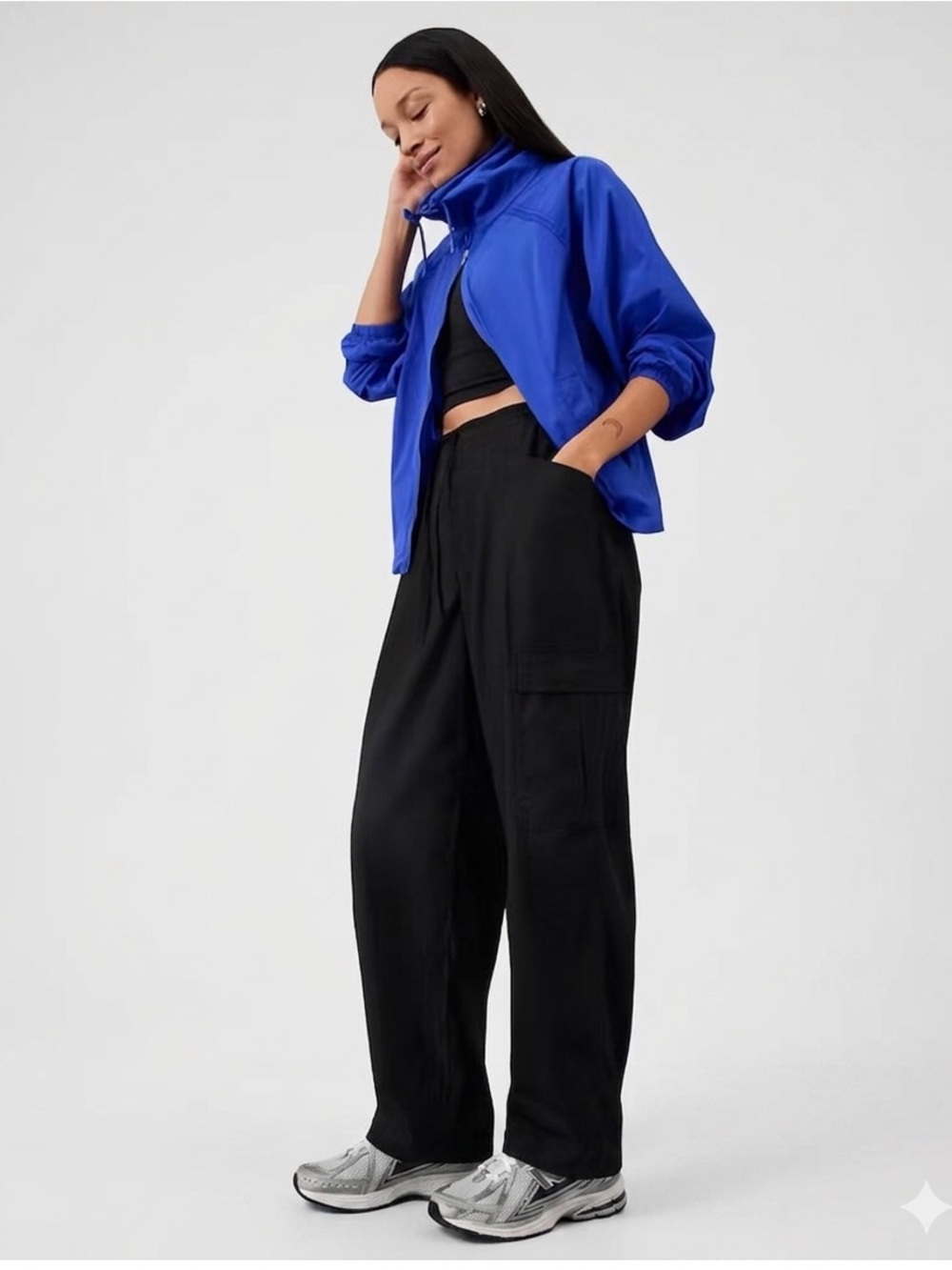 ATHLETA Straight Leg Paradise Cargo Pant Women’s Size S- Black